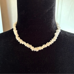 Vintage Puka Shell Choker Necklace‎ 16 inch